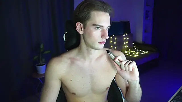 Litmate's cam snapshot