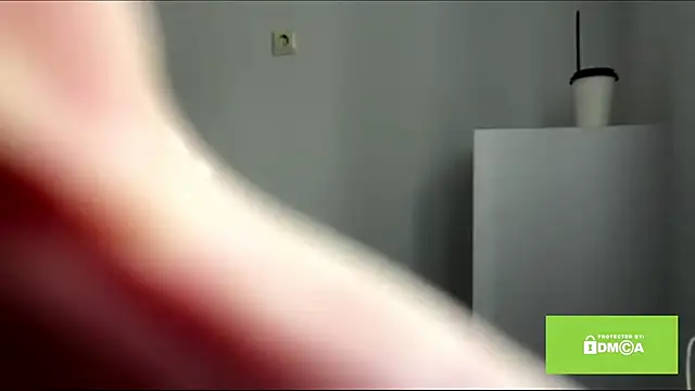 EloisDower's cam snapshot