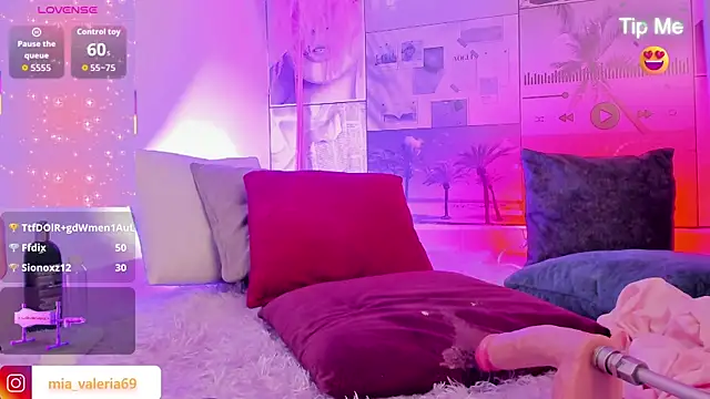 MiaCavallii_'s cam snapshot