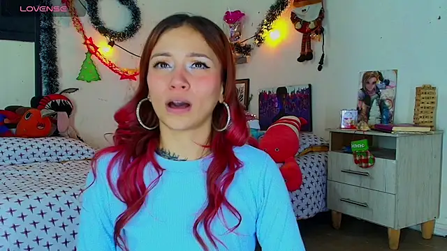 alisson_zafiro_'s cam snapshot