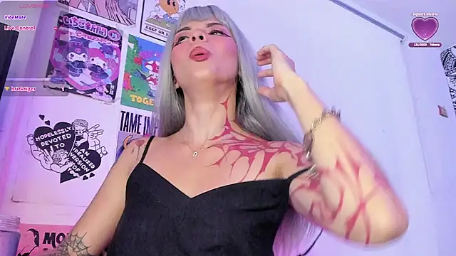 yourrosenrot's cam snapshot