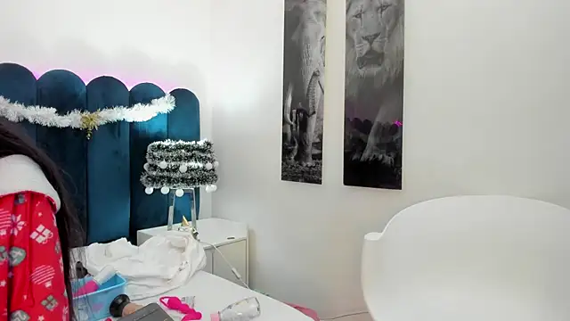 EmilyHanks_'s cam snapshot