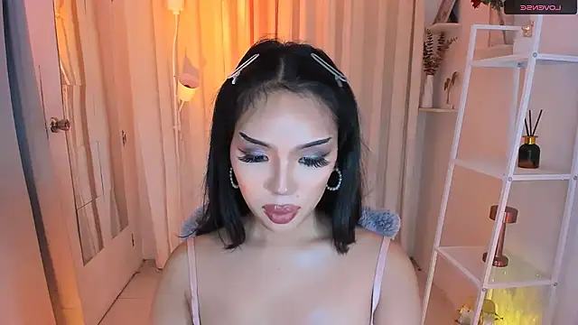 MS_LUNA's cam snapshot