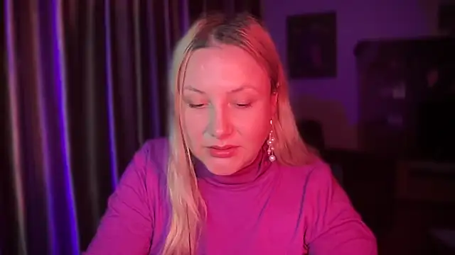 BikiHellena's cam snapshot