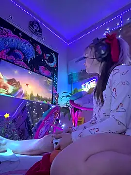 Cutiepiespanks's cam snapshot