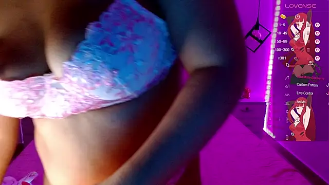 sofia_burman's cam snapshot