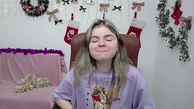 TinaRedly's cam snapshot