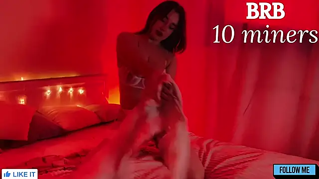 Emily_Gin's cam snapshot