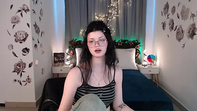 MileyRood's cam snapshot