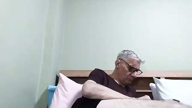 BIGUNCUTHARDCOCK's cam snapshot