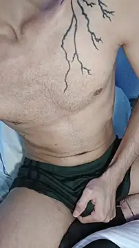 johngil0995's cam snapshot