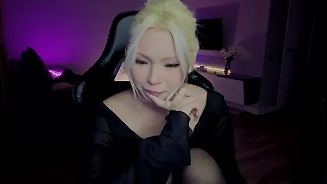 RileyMee's cam snapshot