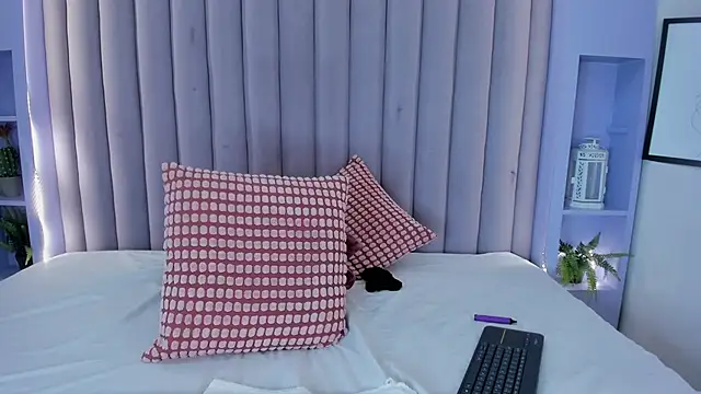 StefanyWilliams_'s cam snapshot