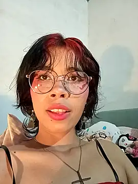 dolliette24's cam snapshot