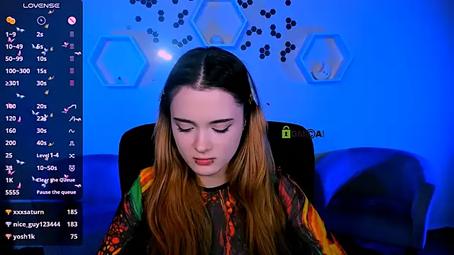 liana_kisses's cam snapshot