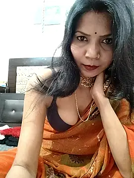 Noughty_lov's cam snapshot