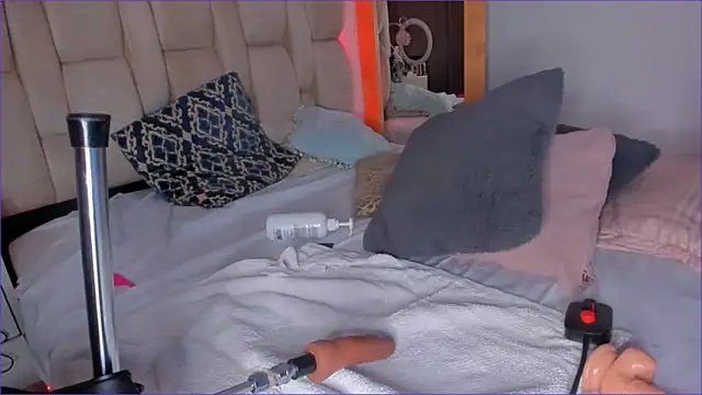 kayla-ada0's cam snapshot