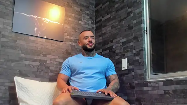 BruceDallas's cam snapshot