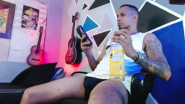 MagnusFrost live sex cam