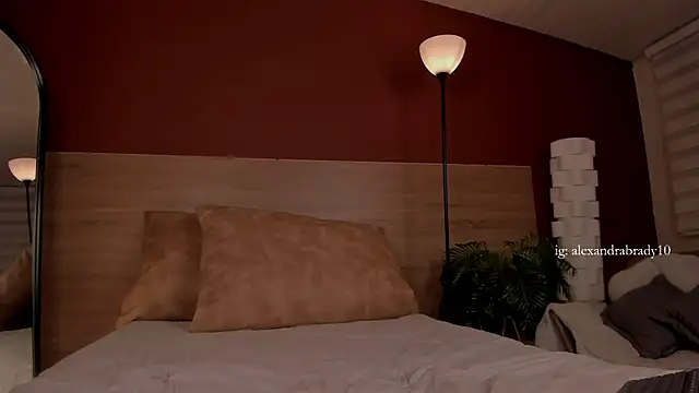 hannah_brady's cam snapshot