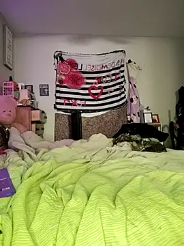 SpiderRose's cam snapshot