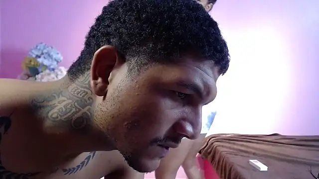 DulceAmazing's cam snapshot