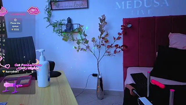 Nathi_Medusa's cam snapshot