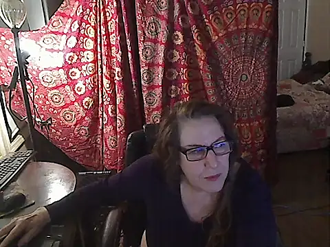 Ireallysquirt live sex cam