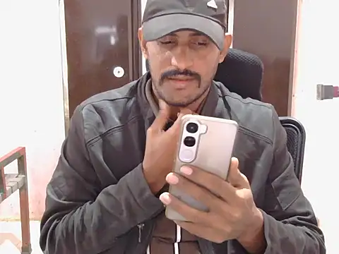 HotXKrish live sex cam