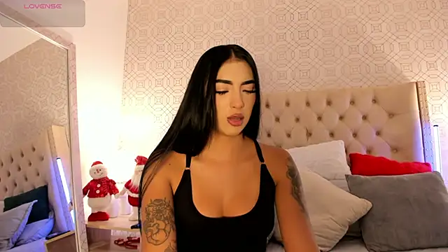 AriRobert_'s cam snapshot