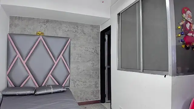 Maddy__bigboobs's cam snapshot