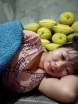 vangkt-cute's cam snapshot