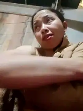 TRIEUTRIEU20's cam snapshot