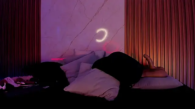 Emiilycollins's cam snapshot