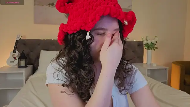 Ariella_Sol's cam snapshot