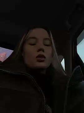 StephanieMur's cam snapshot