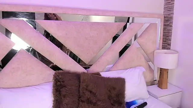 ximena_vasquez8's cam snapshot