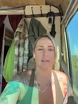 OdetteDelane live sex cam