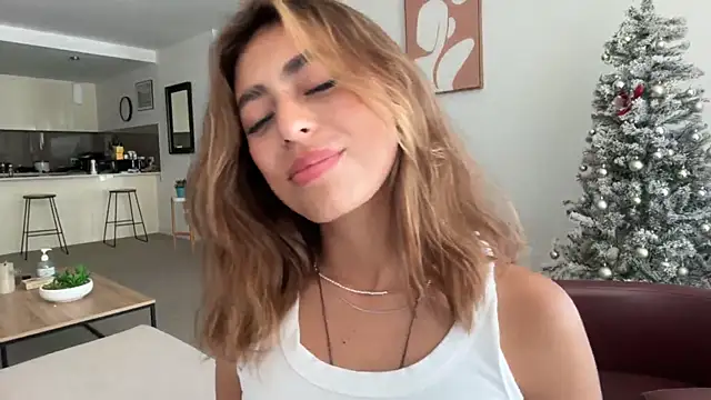 sararamirezzzxx's web cam