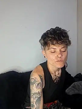 megan_cr's cam snapshot