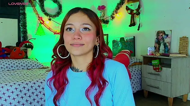 alisson_zafiro_'s cam snapshot