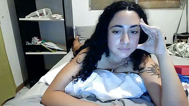 eleganceafterdark's cam snapshot