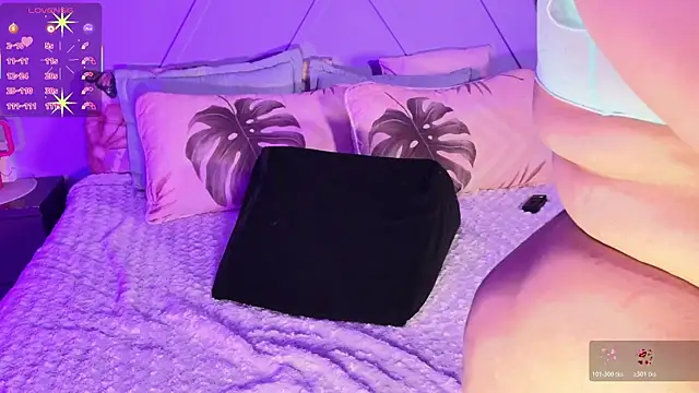 emmajohnss's cam snapshot