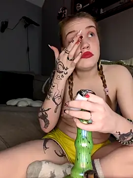 mattiethebaddieee's cam snapshot