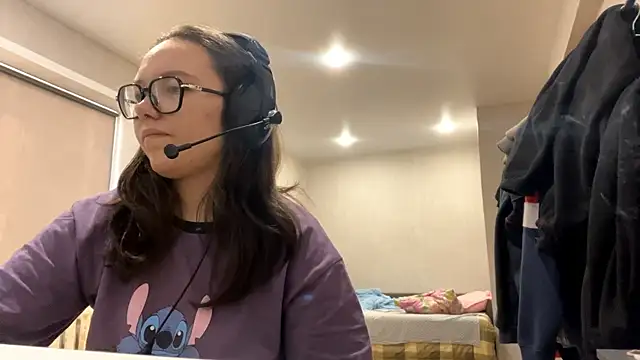 KerriMcbreen's cam snapshot