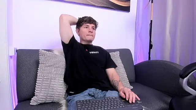 Leoo_Miller live sex cam