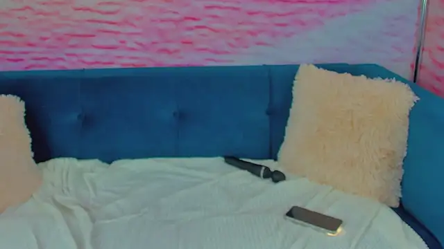 bloom_faye's cam snapshot