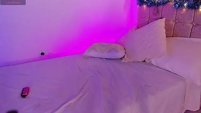 AngelMoonEyes's cam snapshot