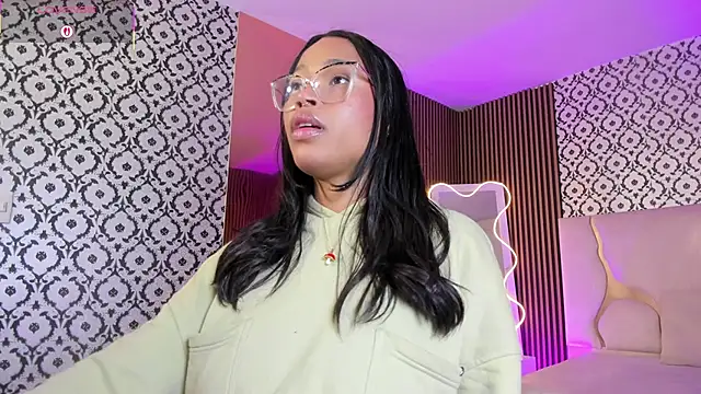 penelope_tay1's cam snapshot