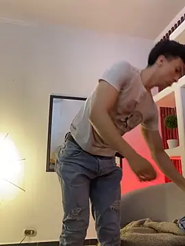 ApoloCruz live sex cam